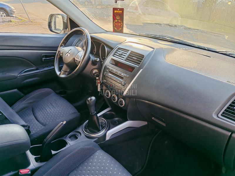 Mitsubishi ASX 1.6 b