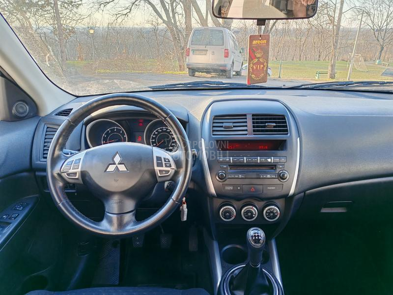 Mitsubishi ASX 1.6 b