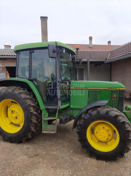John Deere 6200