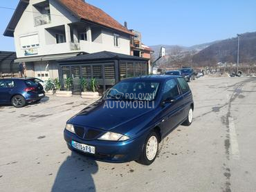 Lancia Ypsilon 