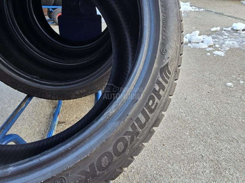 Hankook 225/40 R18 Zimska