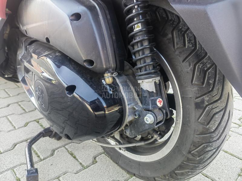 Peugeot Metropolis 400i