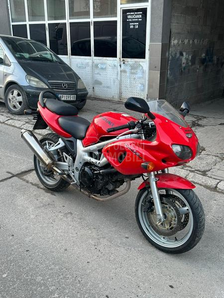 Suzuki sv650