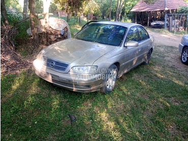 Opel Omega 