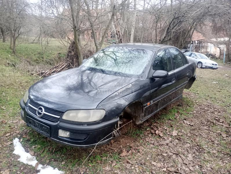 Opel Omega 