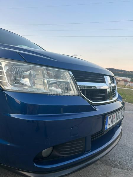 Dodge Journey 