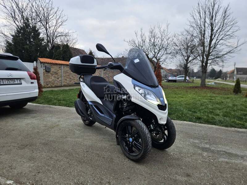 Piaggio MP3 300 HPE B kategorija