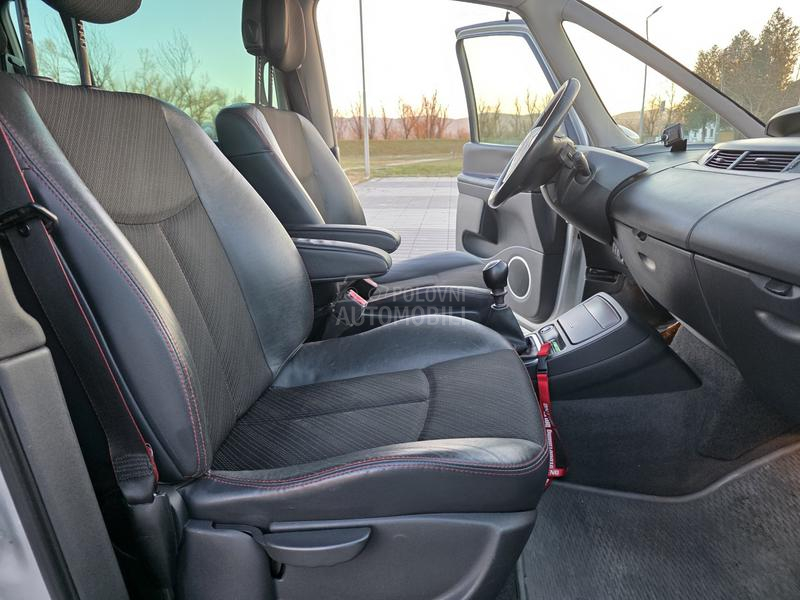 Renault Espace 2.0 DCi EXPRESSION