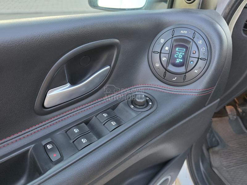 Renault Espace 2.0 DCi EXPRESSION