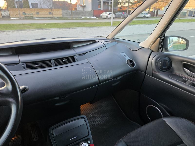 Renault Espace 2.0 DCi EXPRESSION