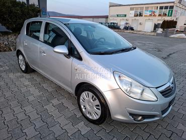 Opel Corsa D 1.4 CH