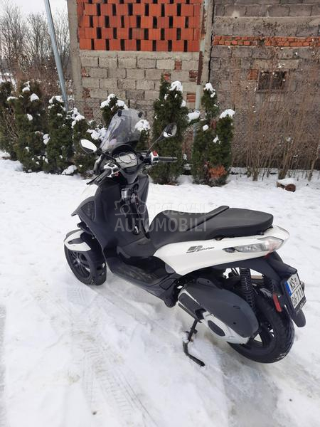 Piaggio mp3 yourban Lt B kat
