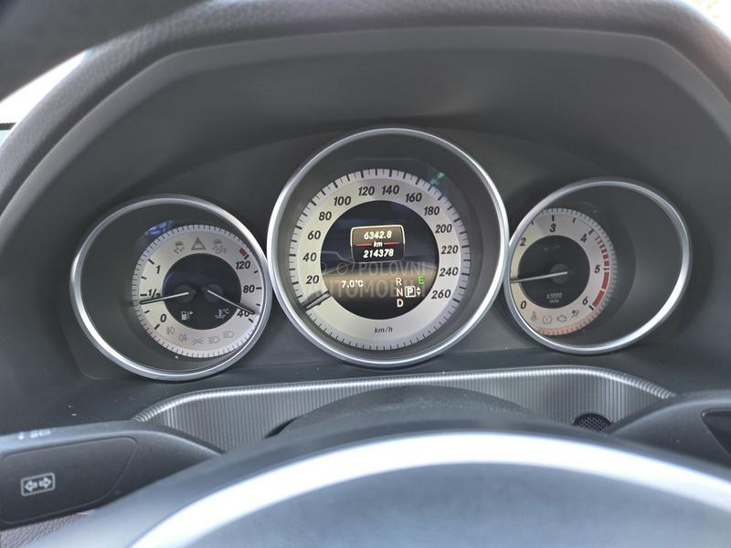 Mercedes Benz E 220 AUT/NAV/LED