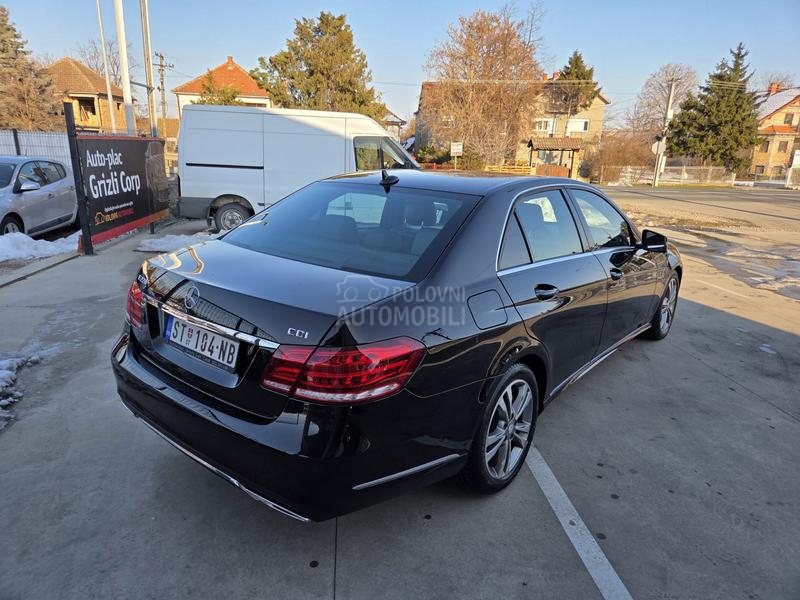 Mercedes Benz E 220 AUT/NAV/LED