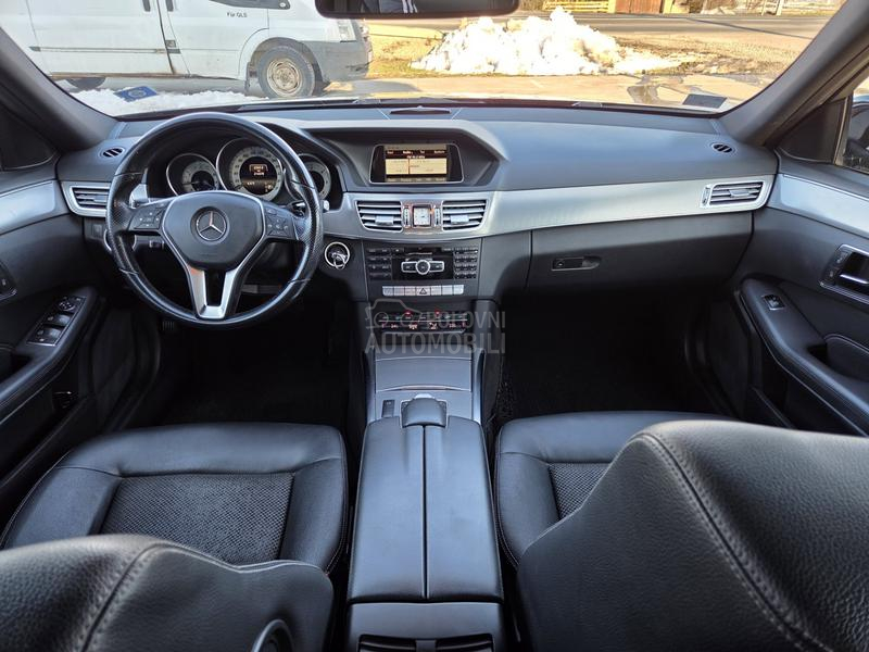 Mercedes Benz E 220 AUT/NAV/LED