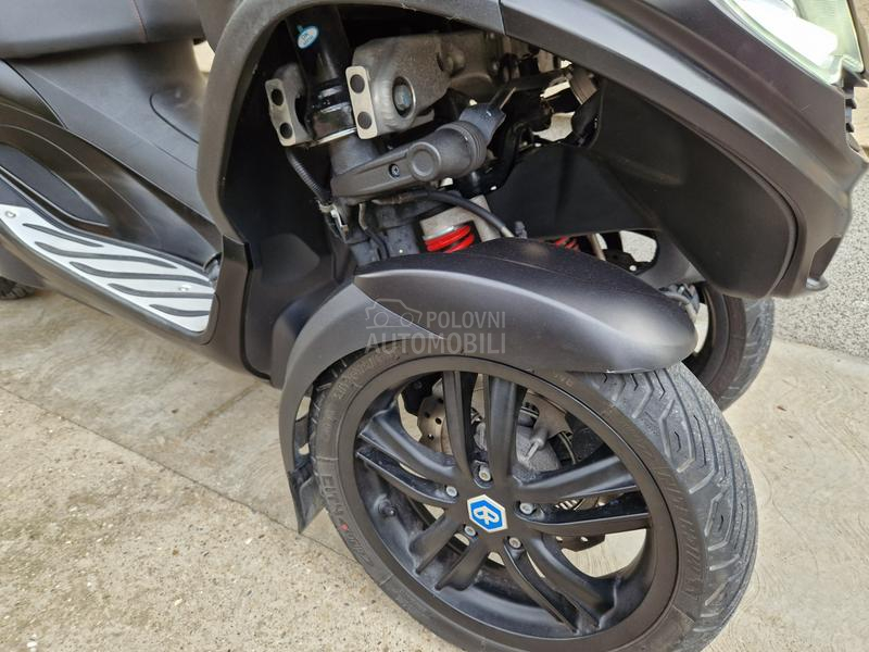 Piaggio MP3 300 HPE