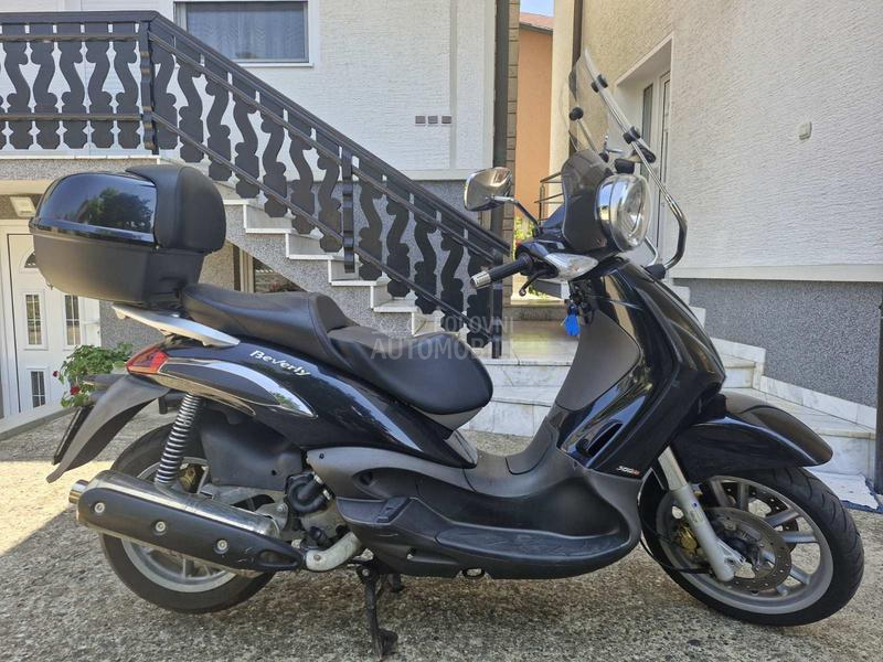 Piaggio 500 i