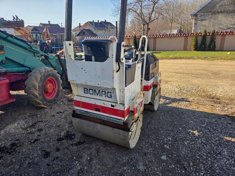 BOMAG BW 90 AD 2