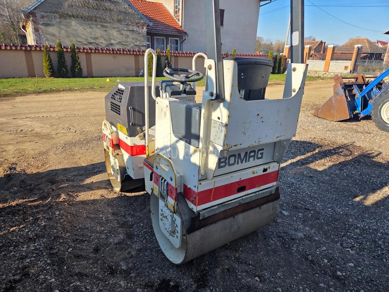 BOMAG BW 90 AD 2