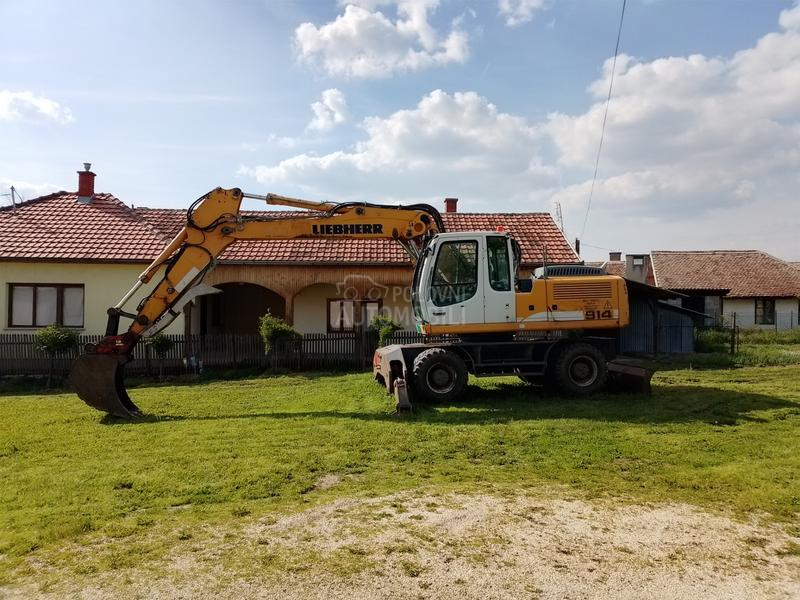 Liebherr A 914 C