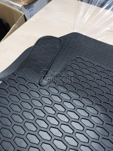 Gumene tipske patosnice