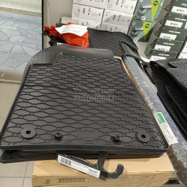 Tipske gumene patosnice