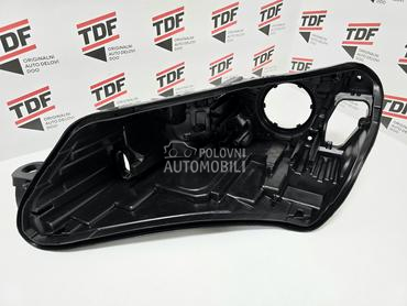 Kuciste fara Superb 3 za Škoda Superb od 2016. do 2019. god.