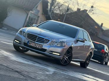 Mercedes Benz E 220 