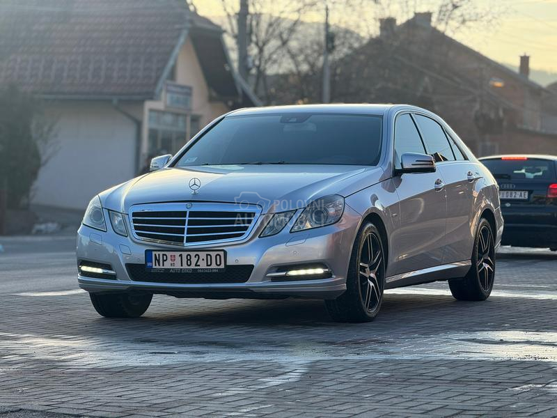 Mercedes Benz E 220 