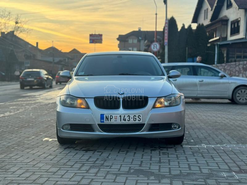 BMW 320 