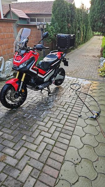 Honda X ADV
