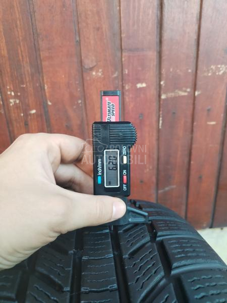 Continental 215/65 R17 Zimska