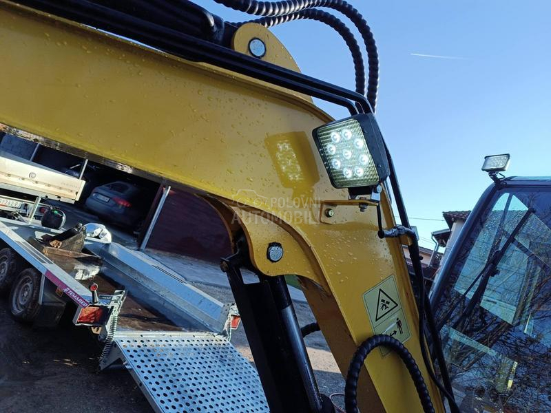 RIPPA R 330 Sa prikolicom