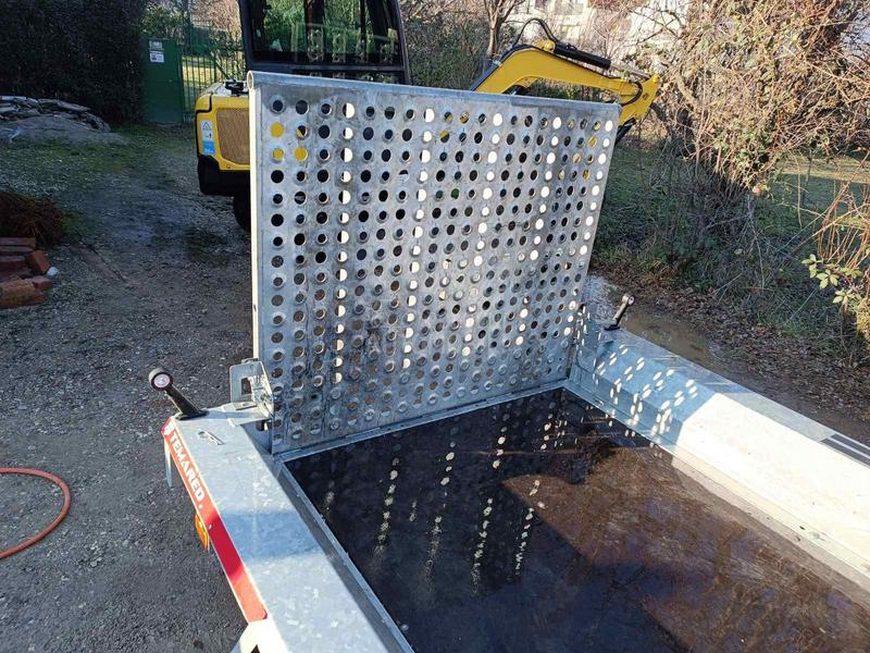 RIPPA R 330 Sa prikolicom