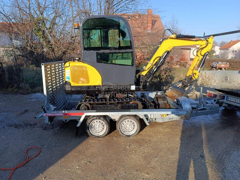 RIPPA R 330 Sa prikolicom