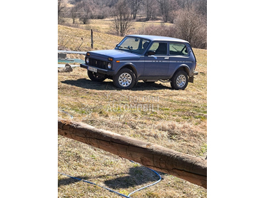 Lada Niva 1.7i