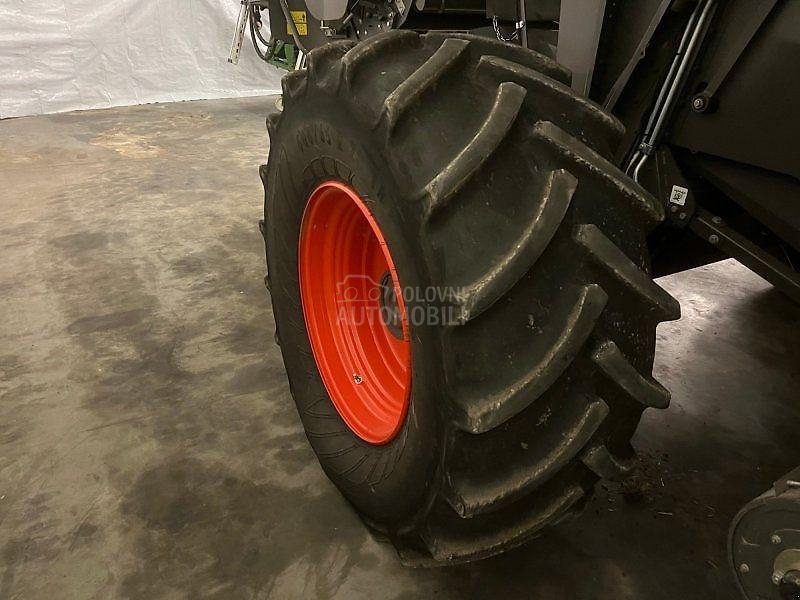 Claas Lexion 5300