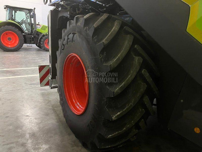 Claas Lexion 5300