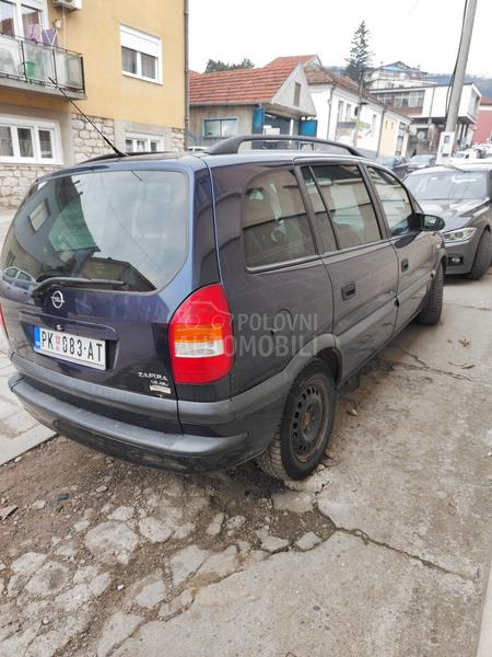 Opel Zafira A