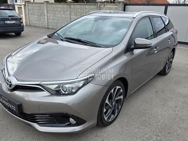 Toyota Auris 1.6 D4D Luna