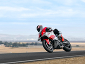 Yamaha YZF-R9 25TH ANNIVERSARY