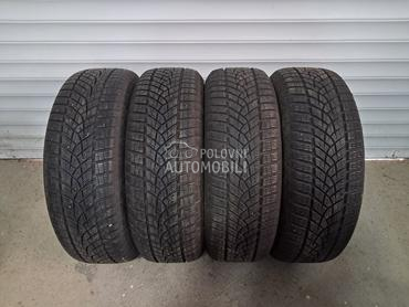 Goodyear 215/65 R16 Zimska
