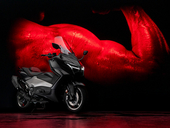 Yamaha TMAX 560 Anniversary
