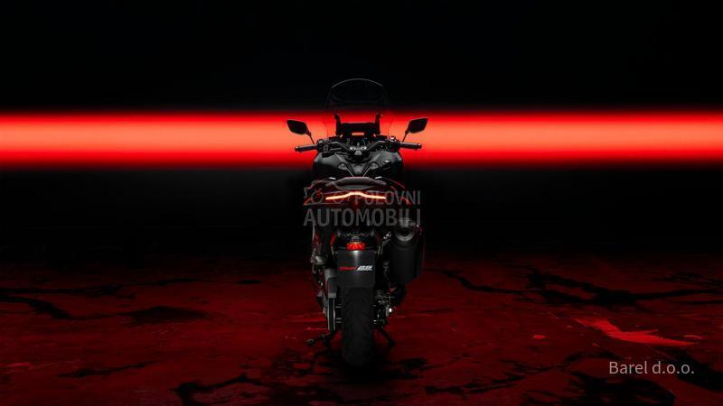 Yamaha TMAX 560 Anniversary