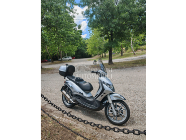 Piaggio Beverly 250