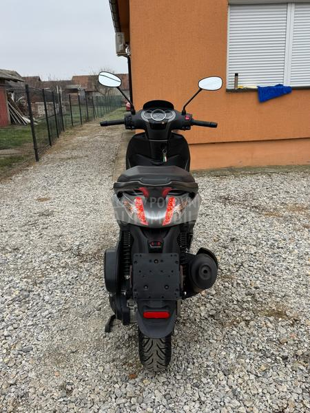 Piaggio beverly 300