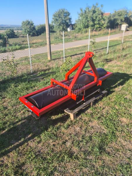 Efe Valjal 2m i 2.5m