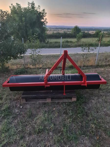 Efe Valjal 2m i 2.5m