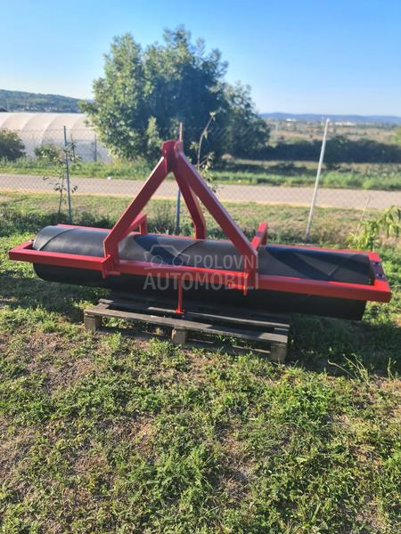 Efe Valjal 2m i 2.5m