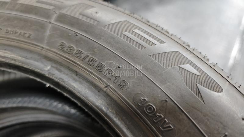 Bridgestone 235/55 R19 Letnja